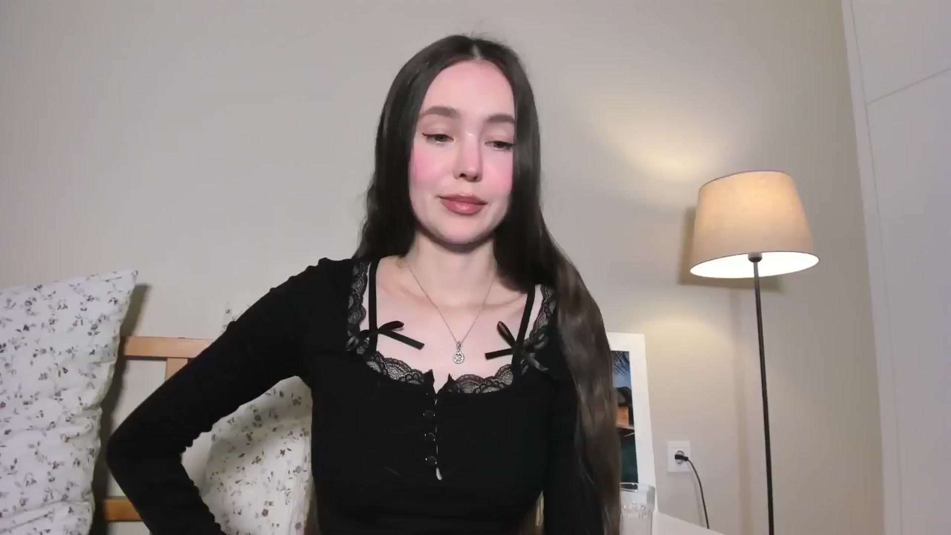 Gallery image thumbnail from SofiaShy's myfreecams stream on, 02/02/2025, 10:13 image 14 of 20