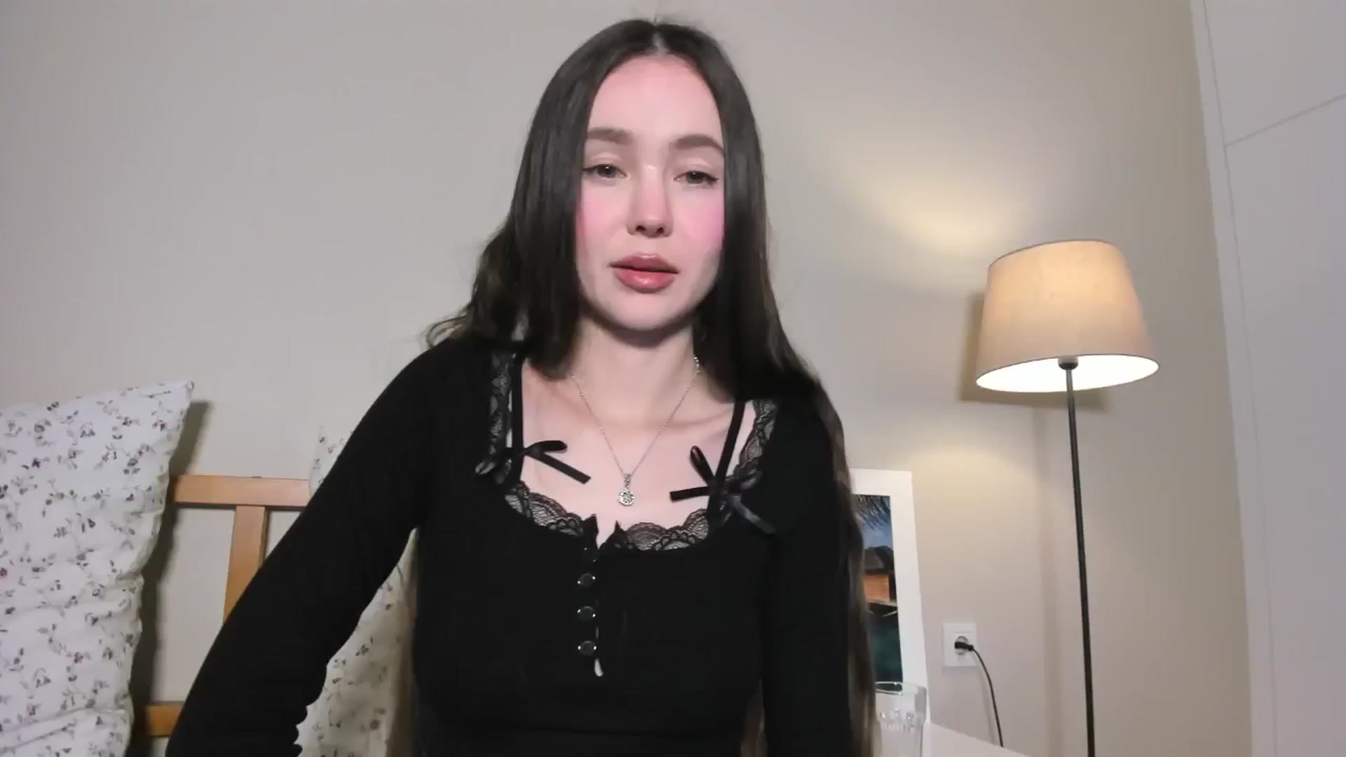 Gallery image thumbnail from SofiaShy's myfreecams stream on, 02/02/2025, 10:13 image 12 of 20