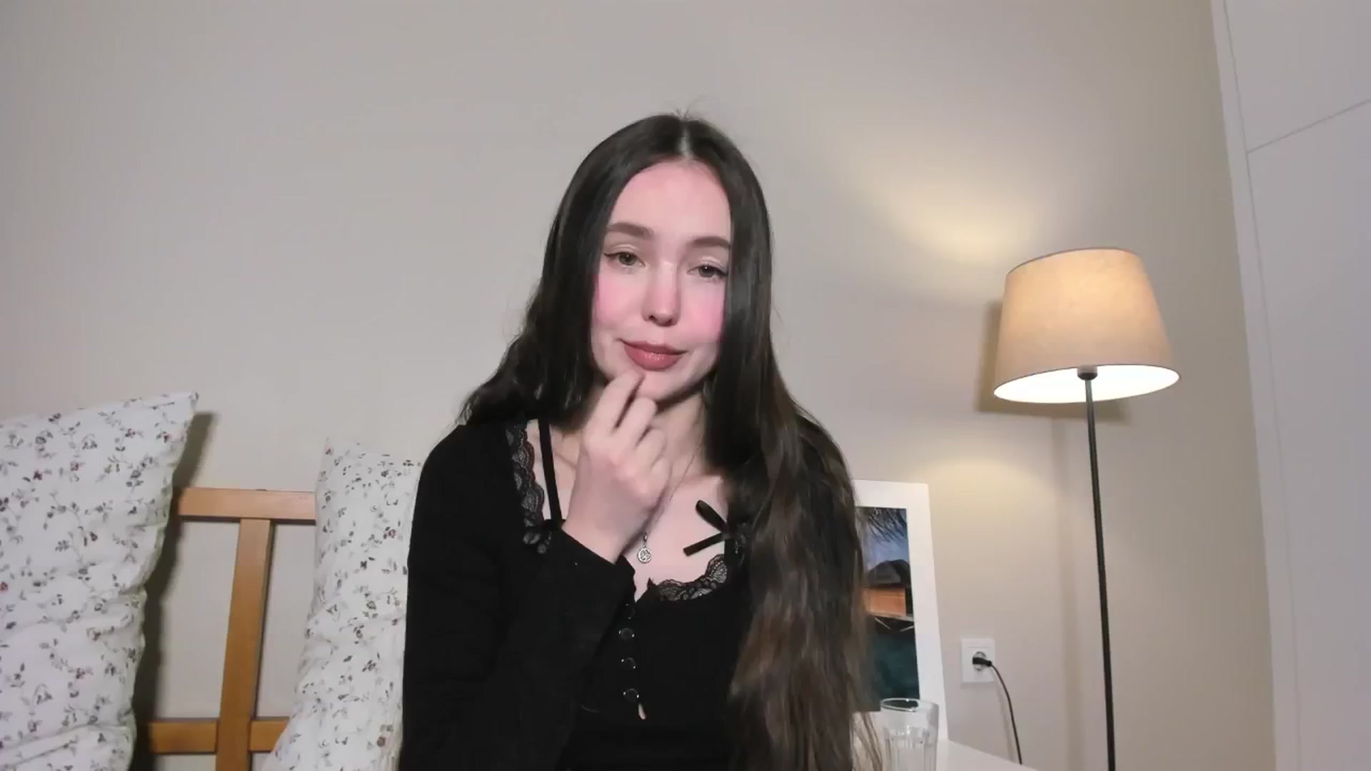 Gallery image thumbnail from SofiaShy's myfreecams stream on, 02/02/2025, 10:13 image 18 of 20