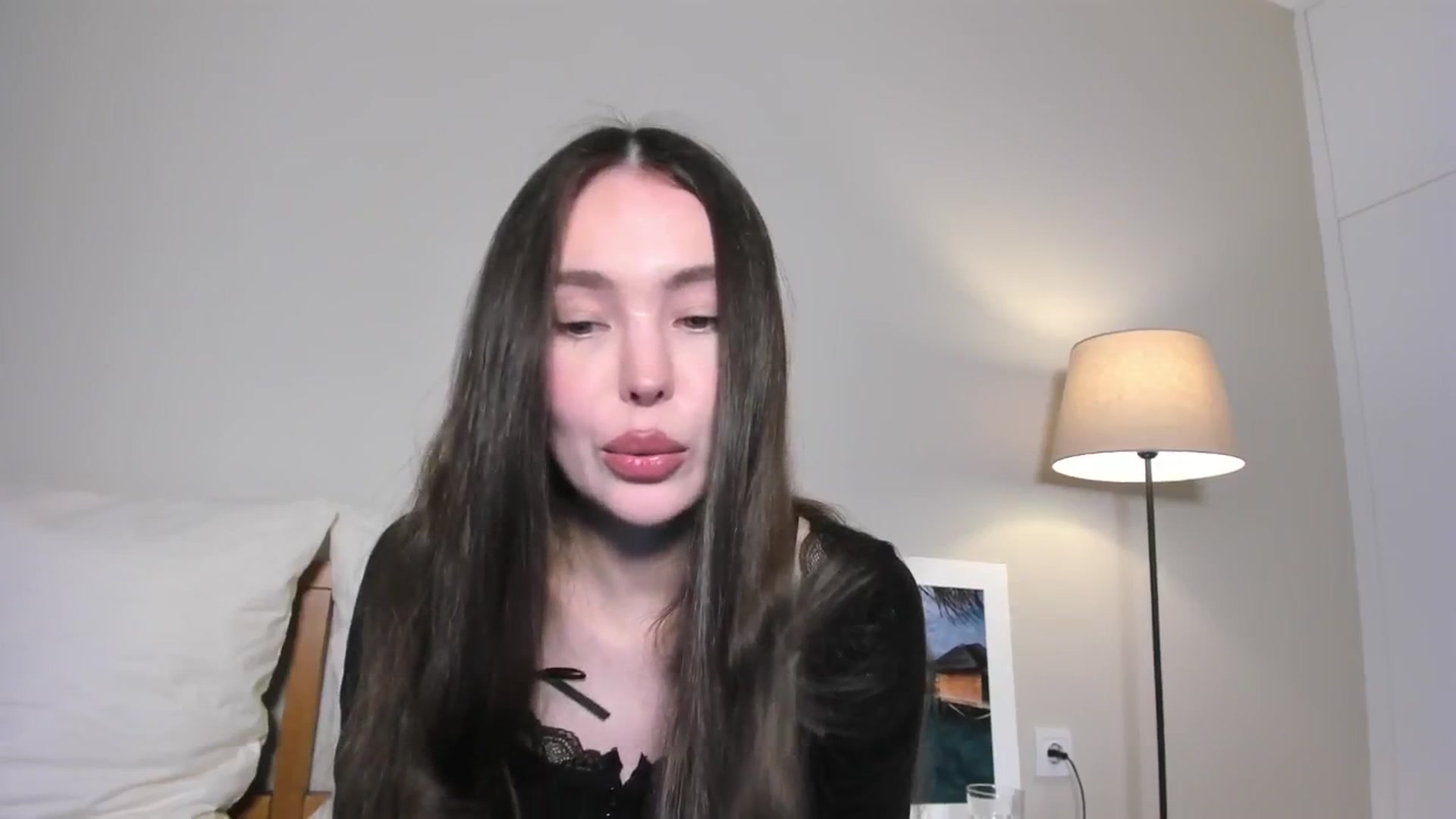 Gallery image thumbnail from SofiaShy's myfreecams stream on, 03/31/2025, 09:31 image 19 of 20