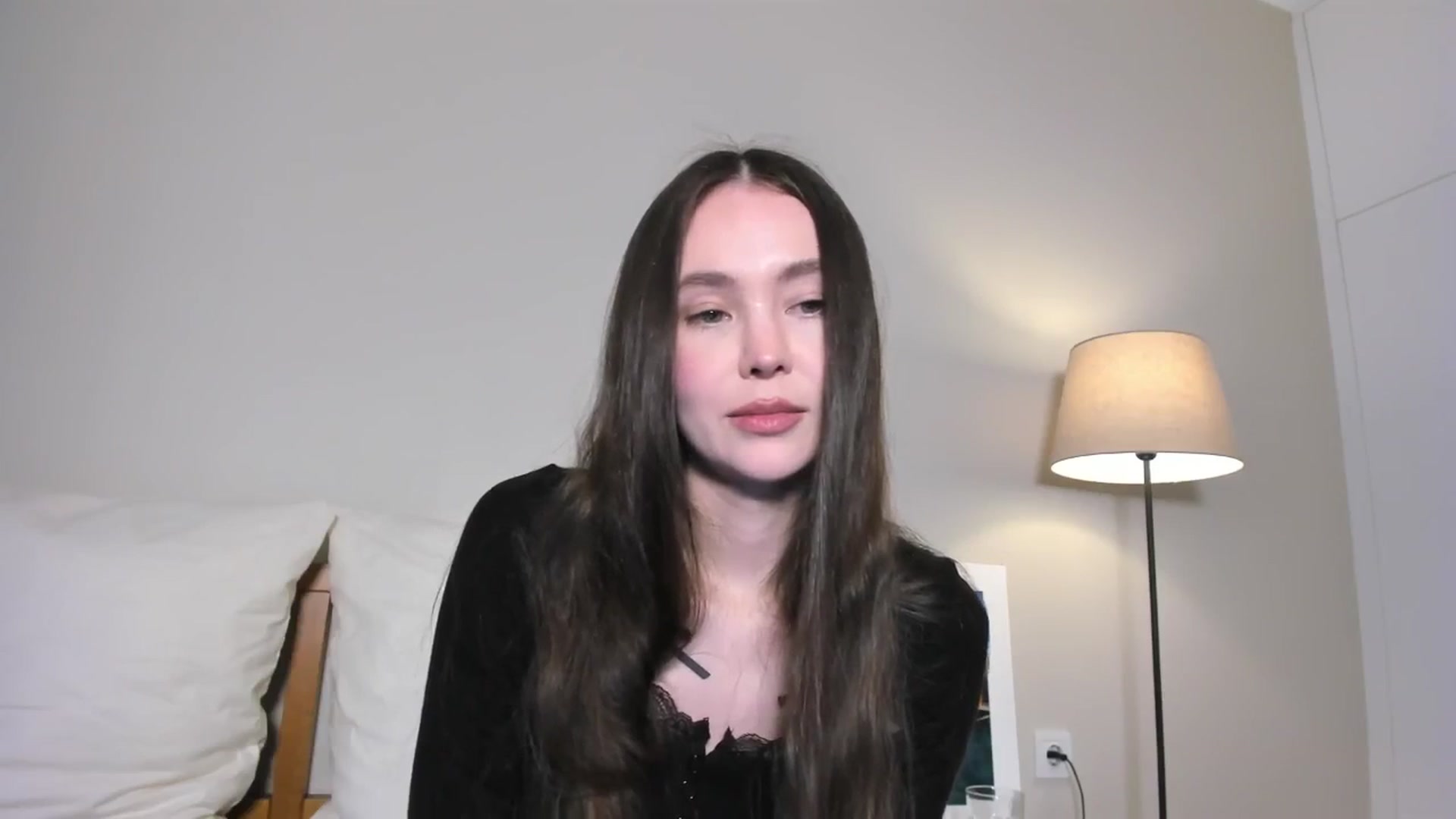 Gallery image thumbnail from SofiaShy's myfreecams stream on, 03/31/2025, 09:31 image 15 of 20