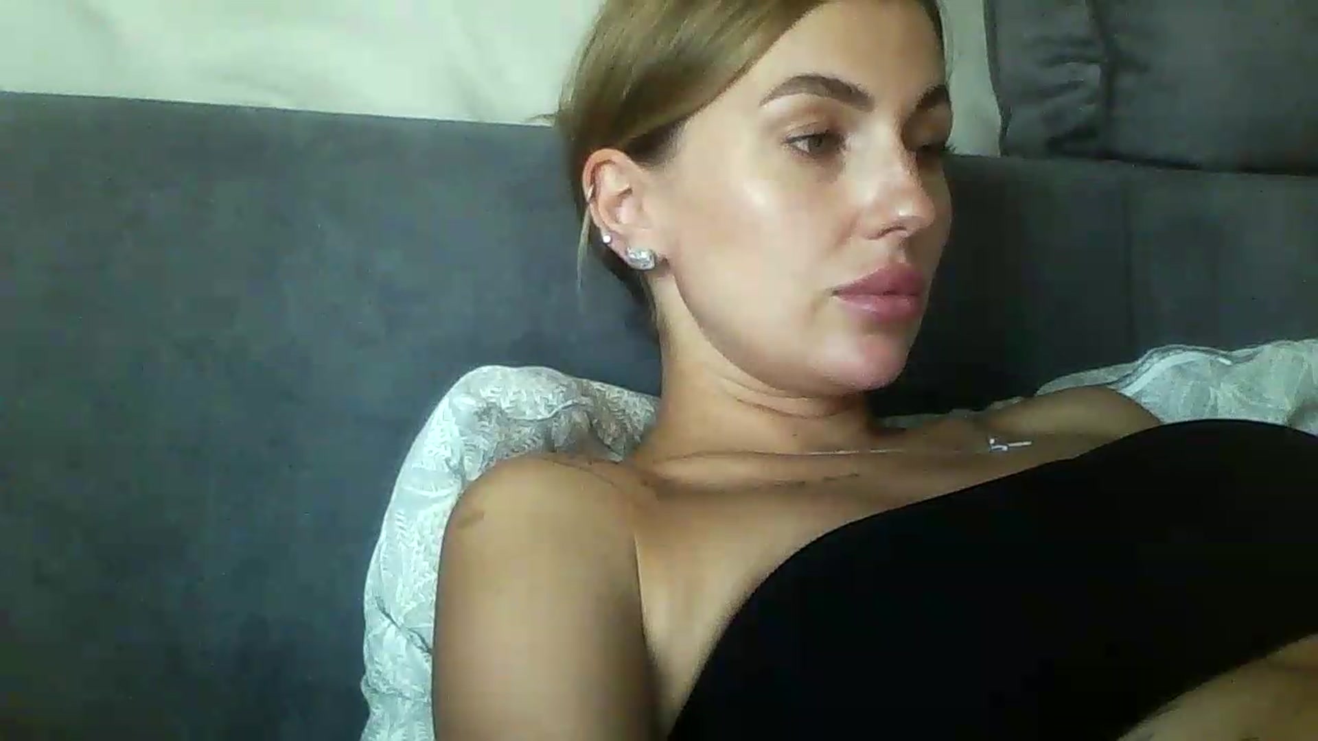 Gallery image thumbnail from SofiaSimons's myfreecams stream on, 07/15/2026, 12:23 image 18 of 20