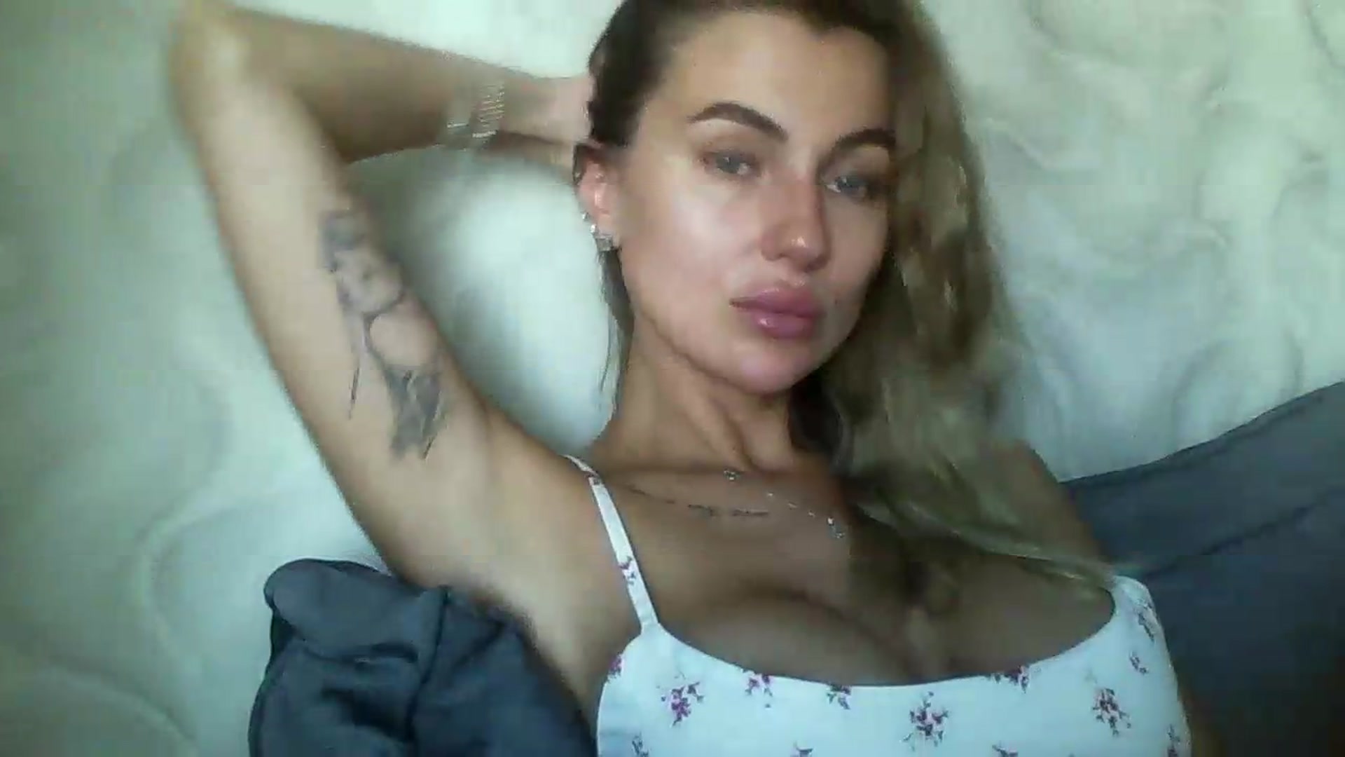 Gallery image thumbnail from SofiaSimons's myfreecams stream on, 07/16/2026, 07:33 image 2 of 20