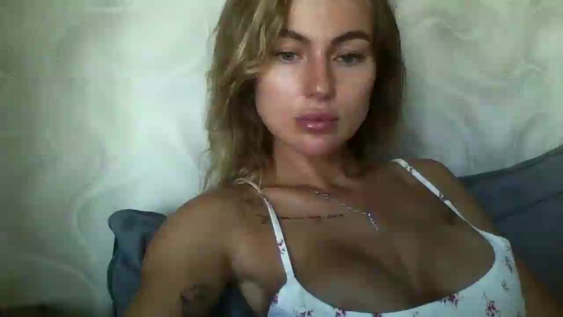 Gallery image thumbnail from SofiaSimons's myfreecams stream on, 07/16/2026, 07:33 image 8 of 20
