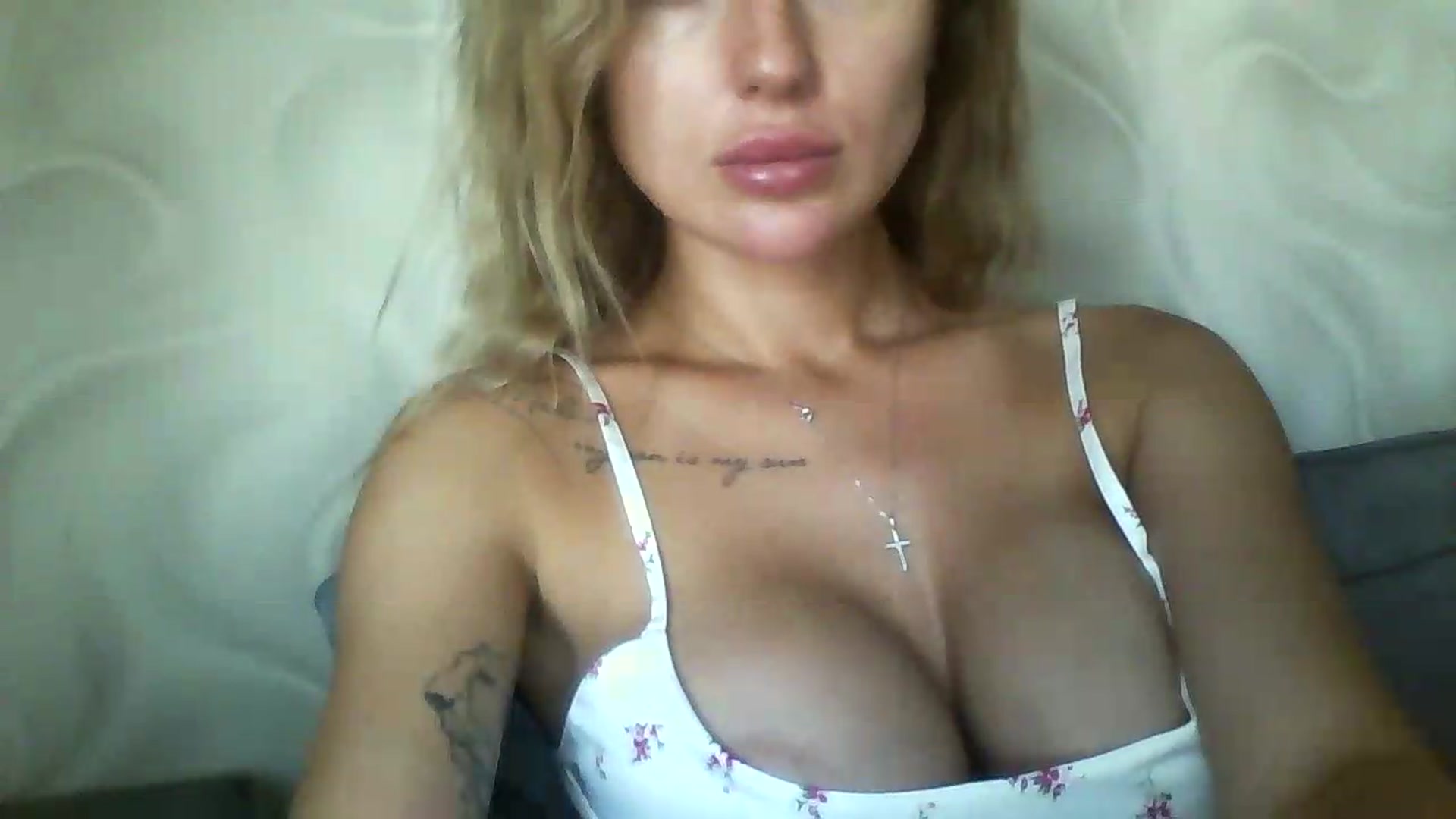 Gallery image thumbnail from SofiaSimons's myfreecams stream on, 07/16/2026, 07:33 image 14 of 20