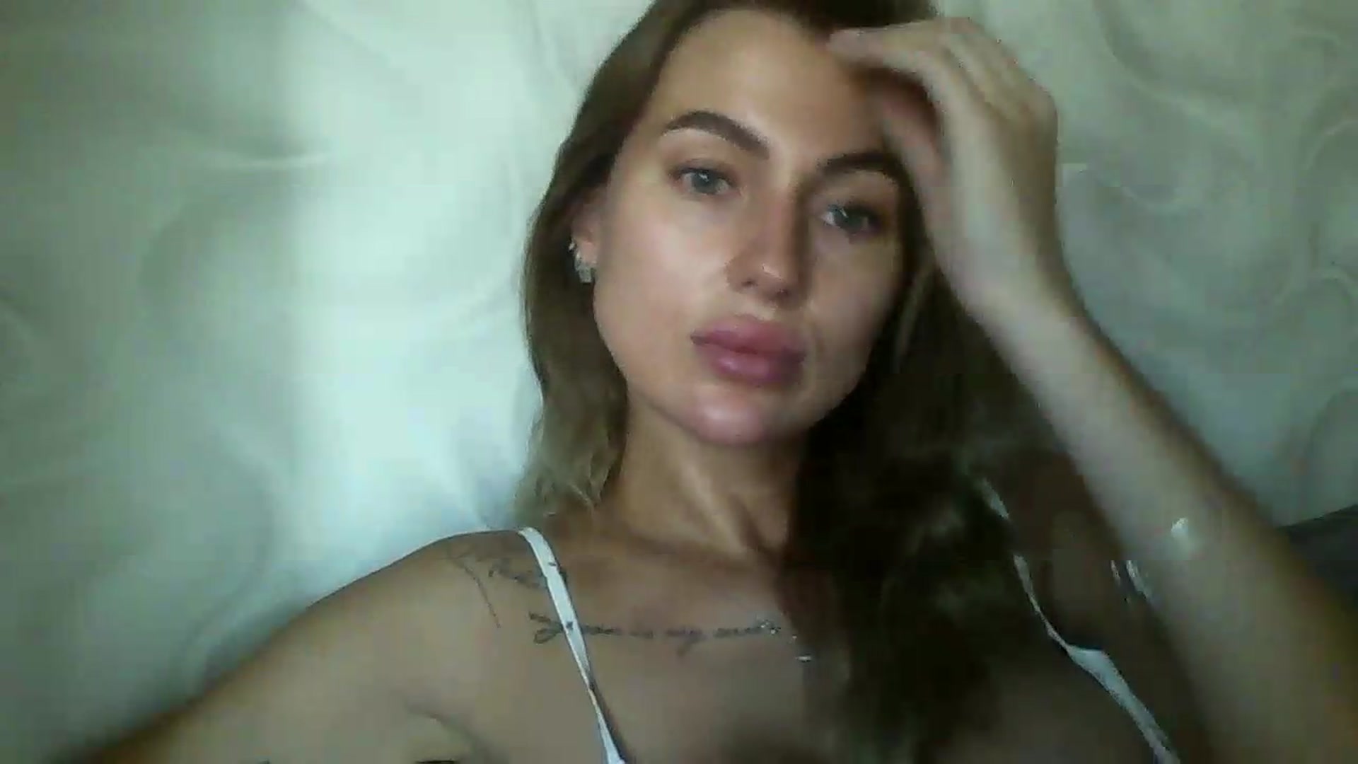 Gallery image thumbnail from SofiaSimons's myfreecams stream on, 07/16/2026, 08:39 image 6 of 20