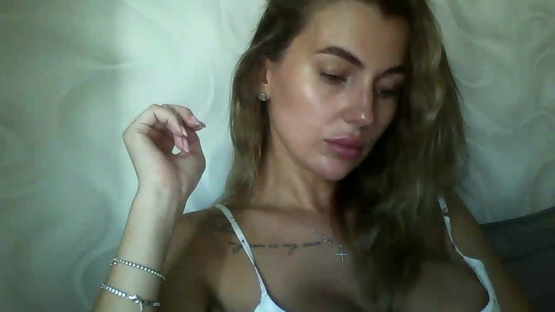 Gallery image thumbnail from SofiaSimons's myfreecams stream on, 07/16/2026, 08:39 image 2 of 20