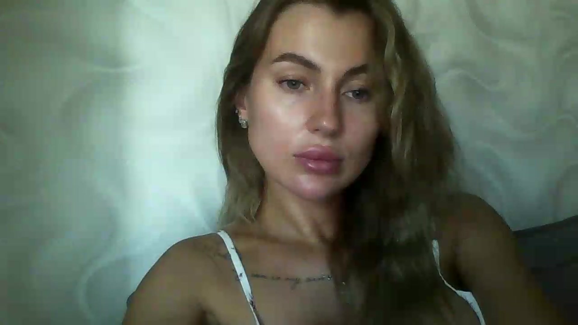 Gallery image thumbnail from SofiaSimons's myfreecams stream on, 07/16/2026, 08:39 image 7 of 20