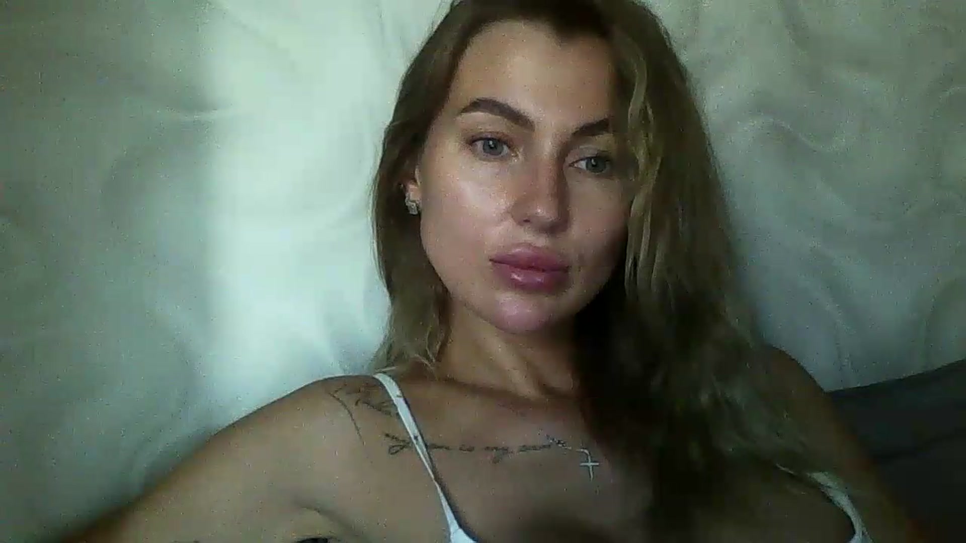 Gallery image thumbnail from SofiaSimons's myfreecams stream on, 07/16/2026, 08:39 image 9 of 20
