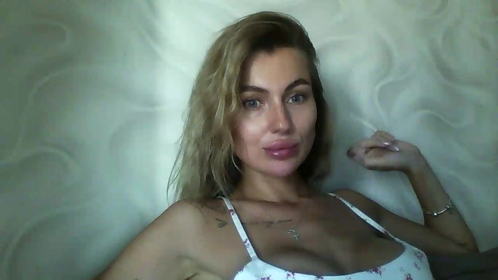Gallery image thumbnail from SofiaSimons's myfreecams stream on, 07/16/2026, 09:54 image 10 of 20