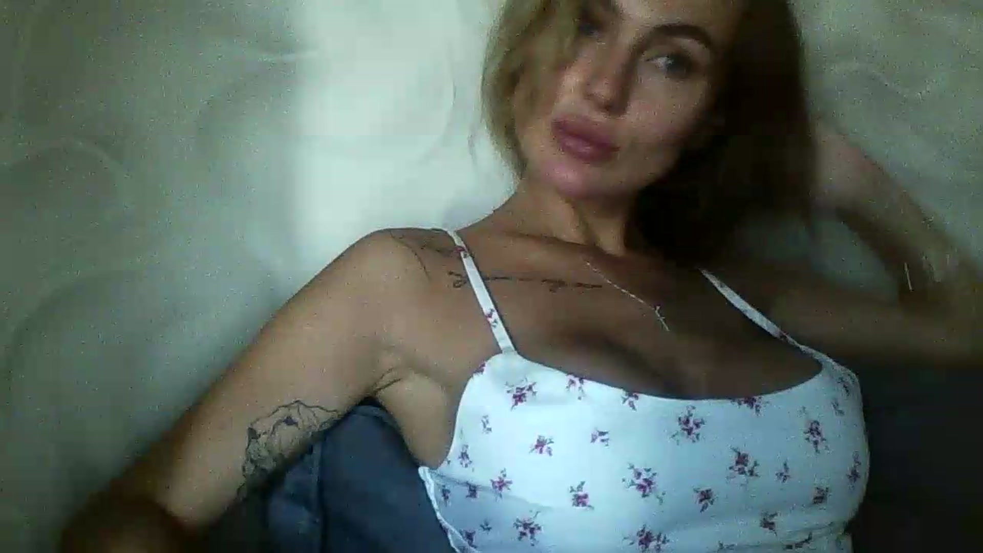 Gallery image thumbnail from SofiaSimons's myfreecams stream on, 07/16/2026, 09:54 image 14 of 20