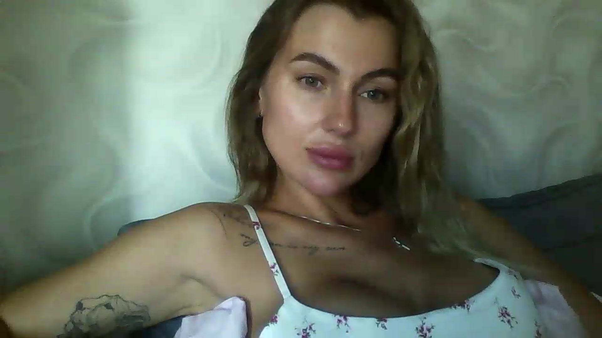 Gallery image thumbnail from SofiaSimons's myfreecams stream on, 07/16/2026, 12:01 image 4 of 20