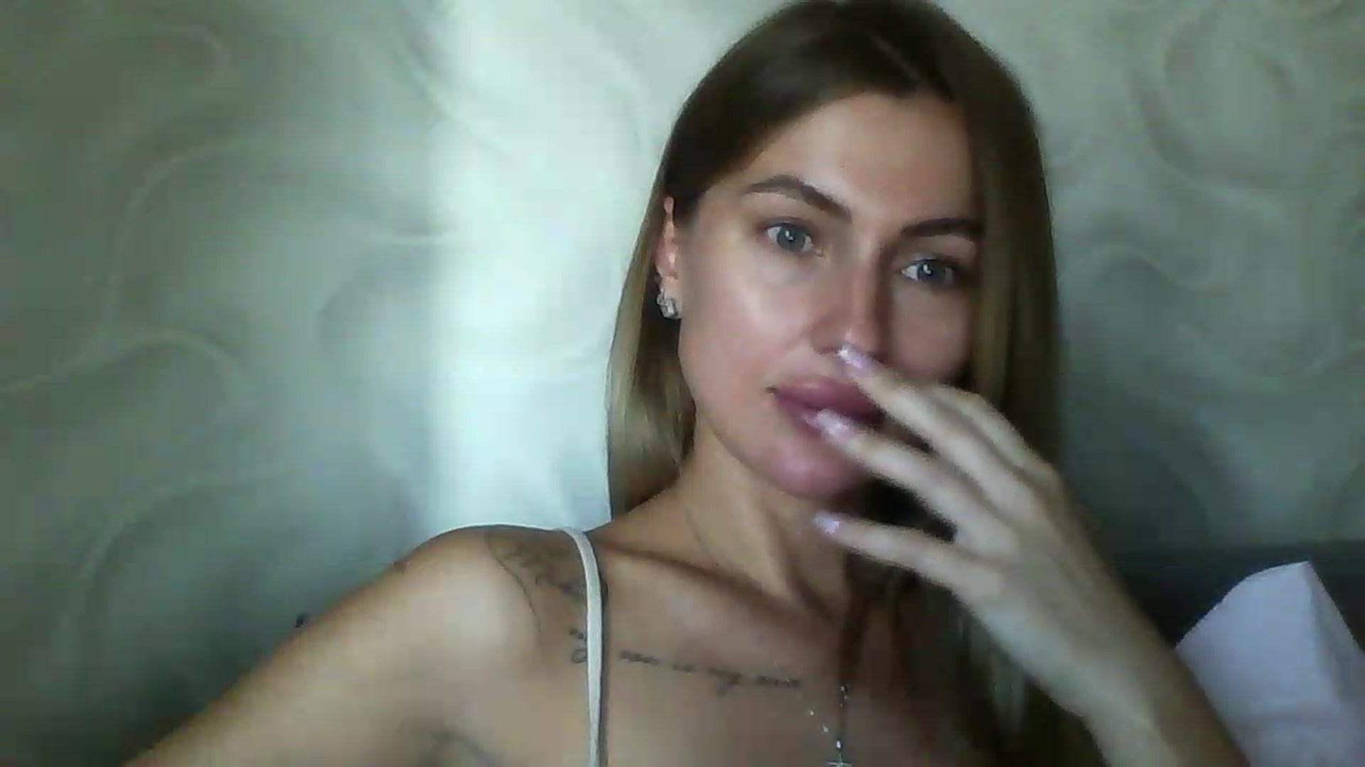 Gallery image thumbnail from SofiaSimons's myfreecams stream on, 07/17/2026, 08:41 image 16 of 20