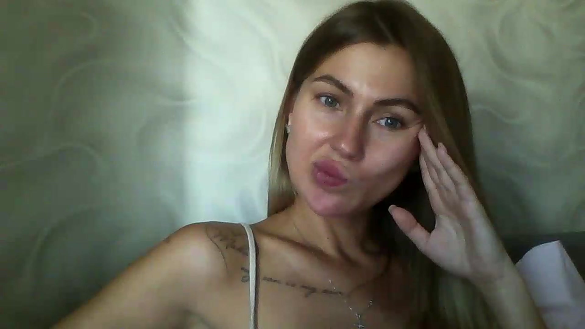 Gallery image thumbnail from SofiaSimons's myfreecams stream on, 07/17/2026, 08:41 image 17 of 20
