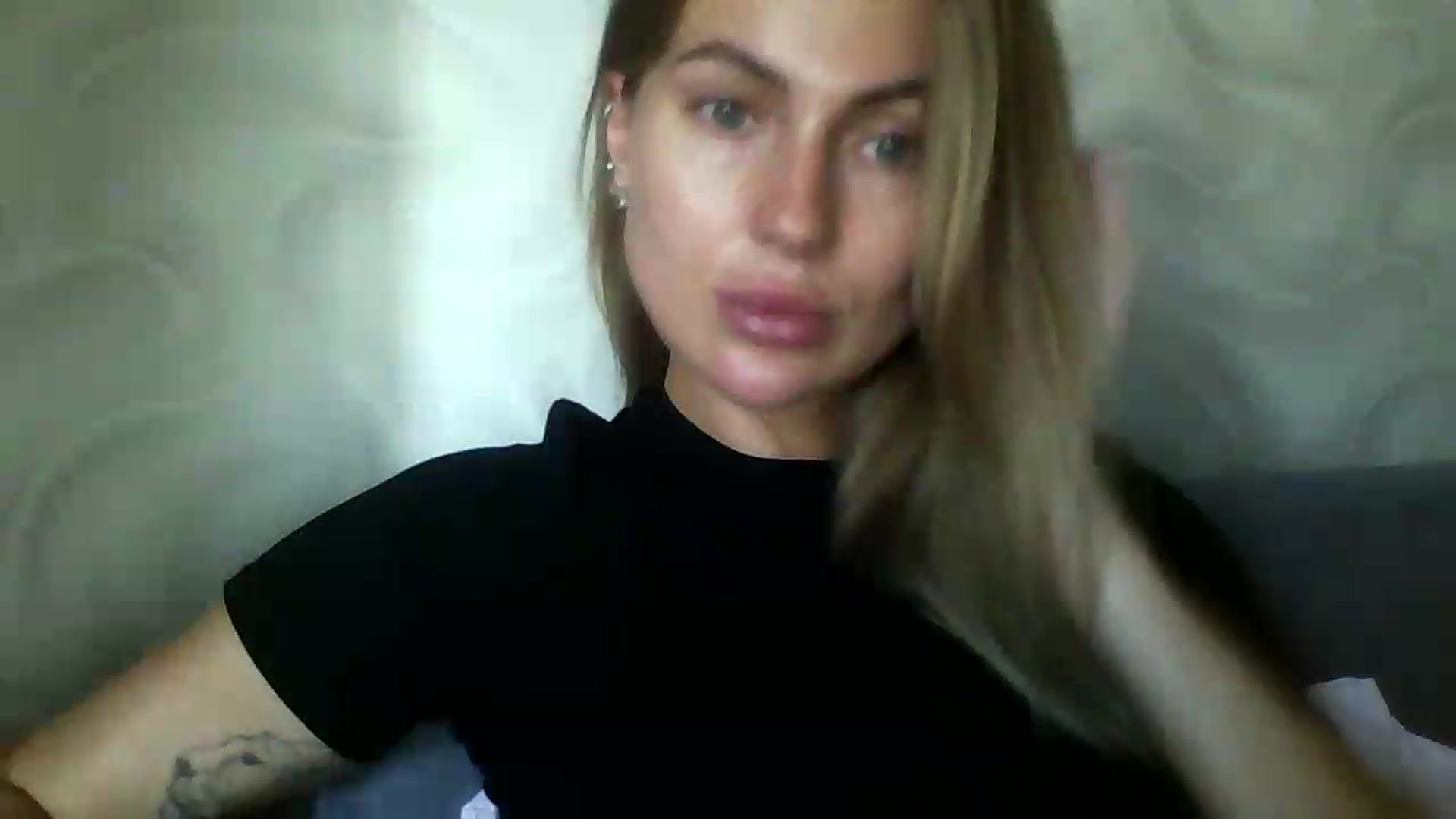 Gallery image thumbnail from SofiaSimons's myfreecams stream on, 07/17/2026, 12:52 image 14 of 20