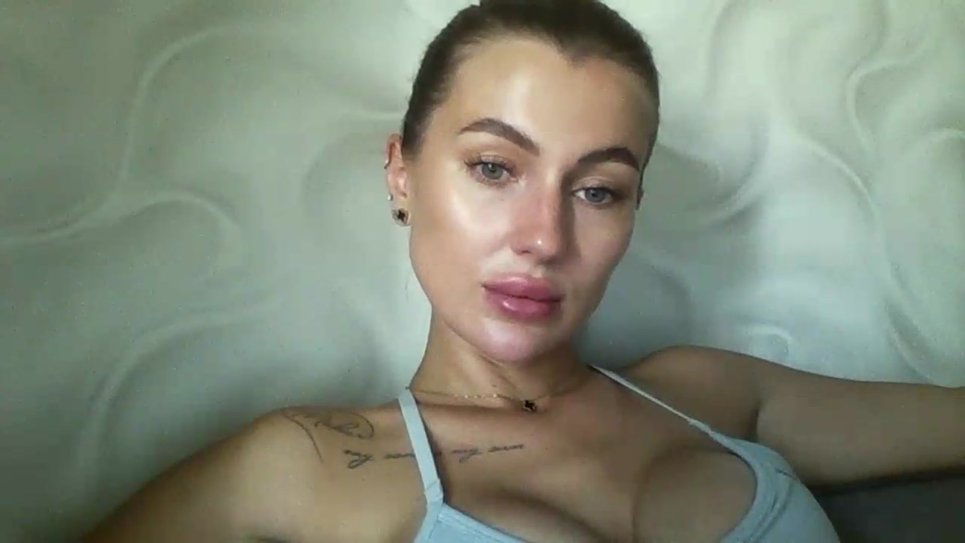 Gallery image thumbnail from SofiaSimons's myfreecams stream on, 07/22/2026, 07:37 image 4 of 20
