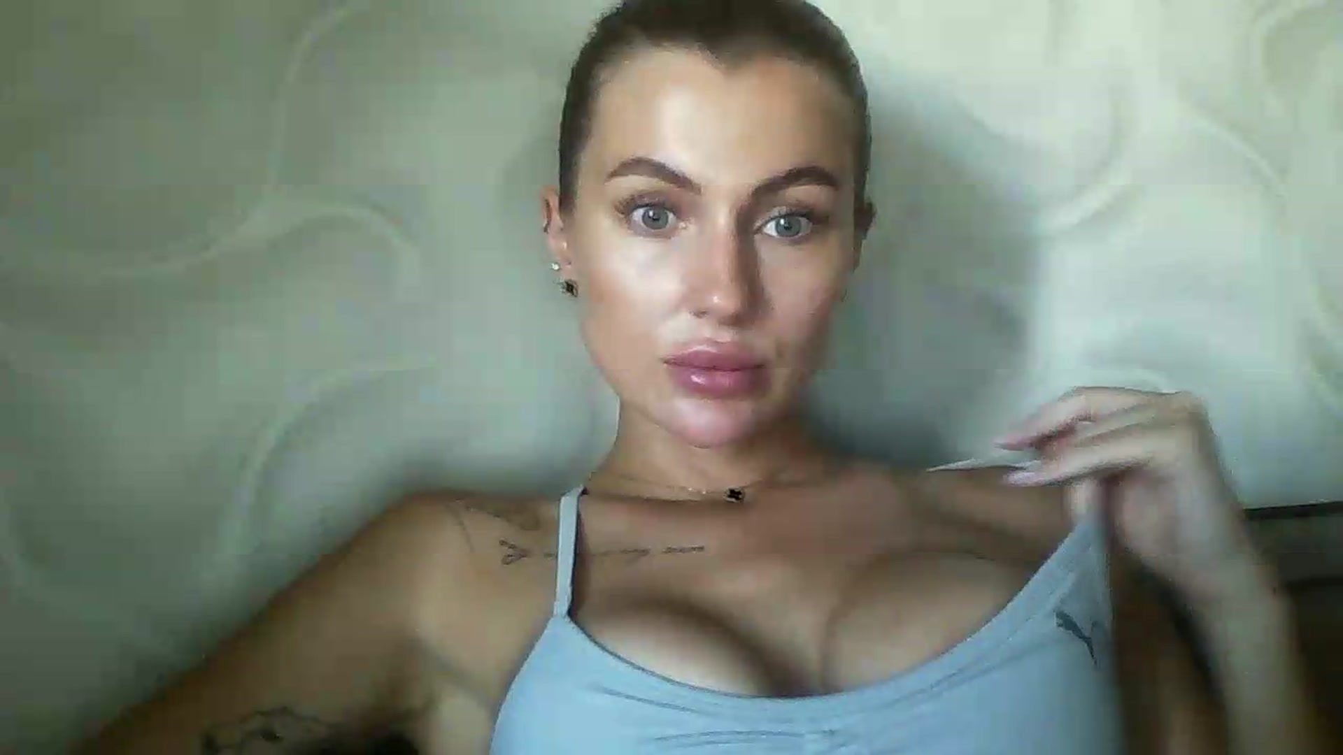 Gallery image thumbnail from SofiaSimons's myfreecams stream on, 07/22/2026, 08:15 image 18 of 20