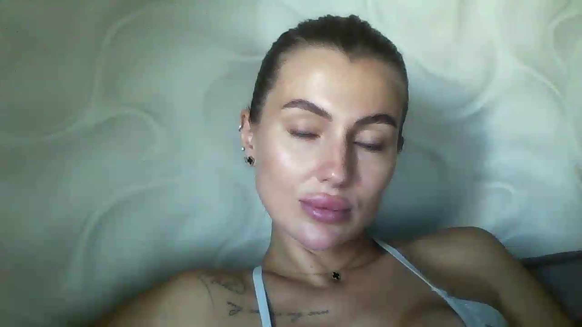 Gallery image thumbnail from SofiaSimons's myfreecams stream on, 07/22/2026, 09:27 image 11 of 20
