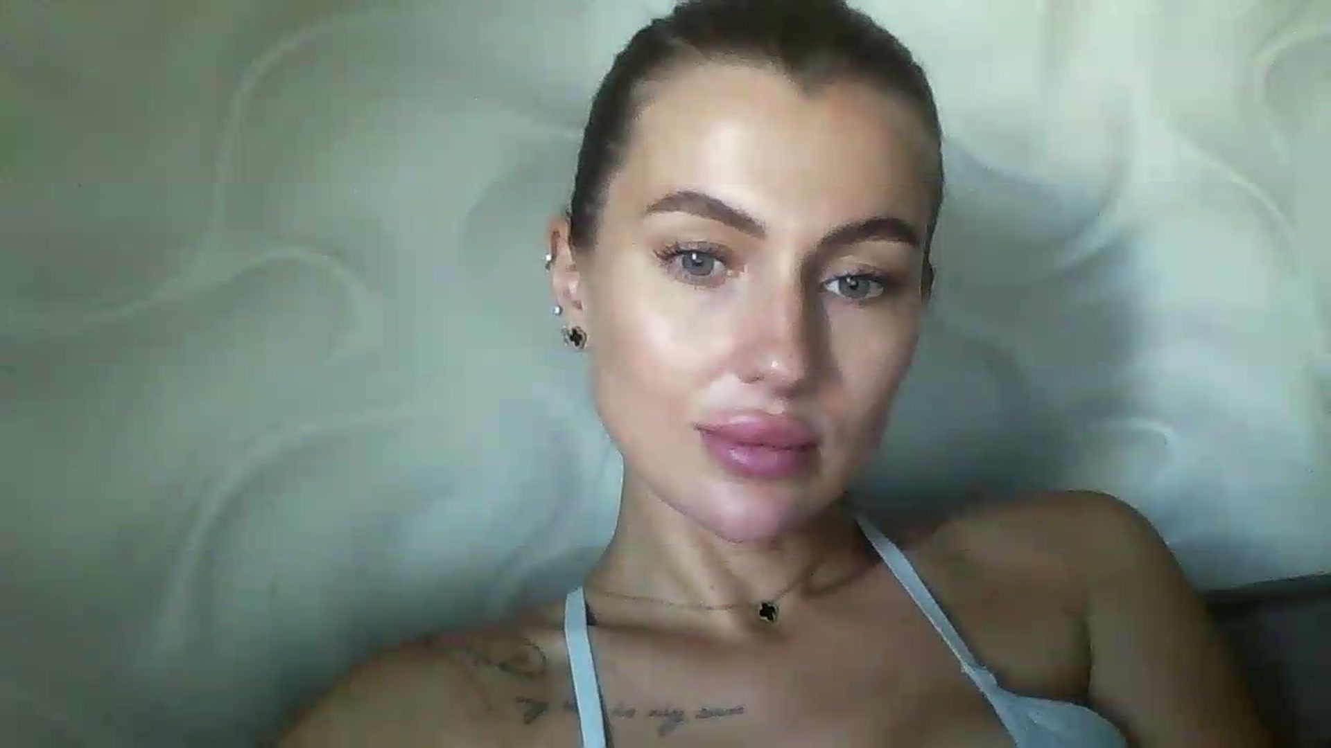 Gallery image thumbnail from SofiaSimons's myfreecams stream on, 07/22/2026, 09:27 image 8 of 20