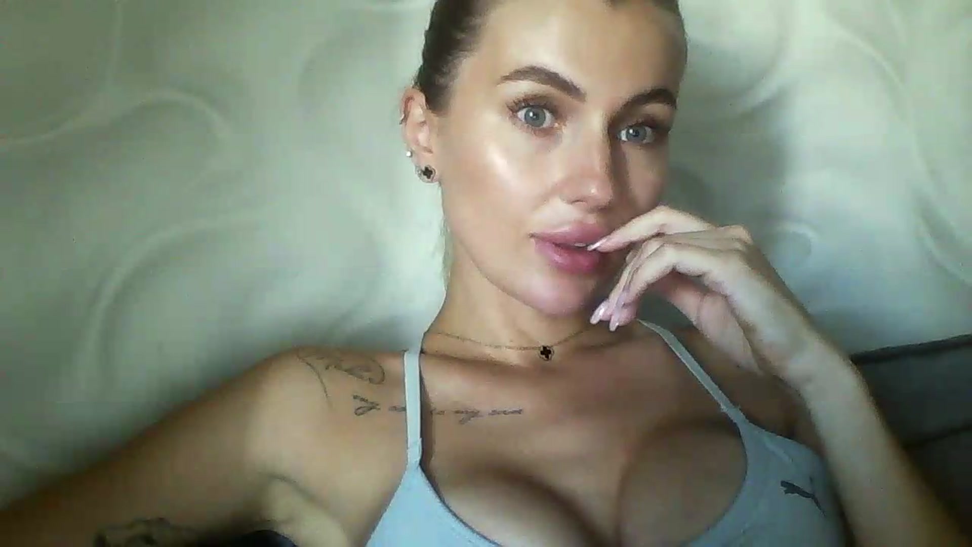 Gallery image thumbnail from SofiaSimons's myfreecams stream on, 07/22/2026, 11:08 image 5 of 20