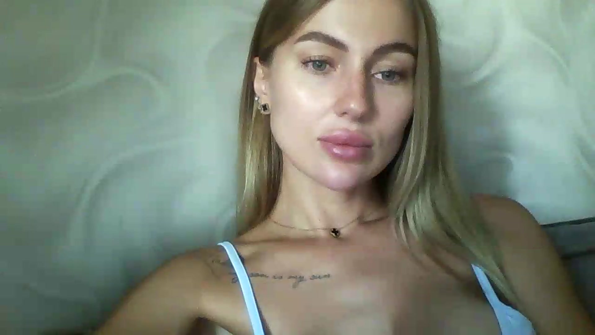 Gallery image thumbnail from SofiaSimons's myfreecams stream on, 07/23/2026, 07:43 image 6 of 20