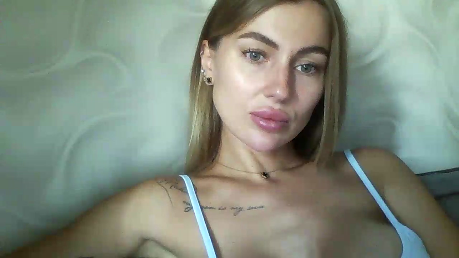 Gallery image thumbnail from SofiaSimons's myfreecams stream on, 07/23/2026, 07:43 image 5 of 20