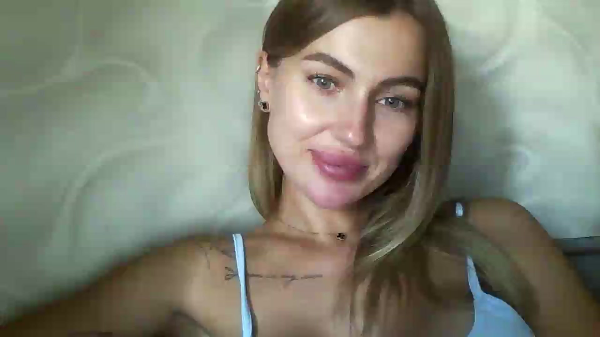 Gallery image thumbnail from SofiaSimons's myfreecams stream on, 07/23/2026, 09:28 image 10 of 20