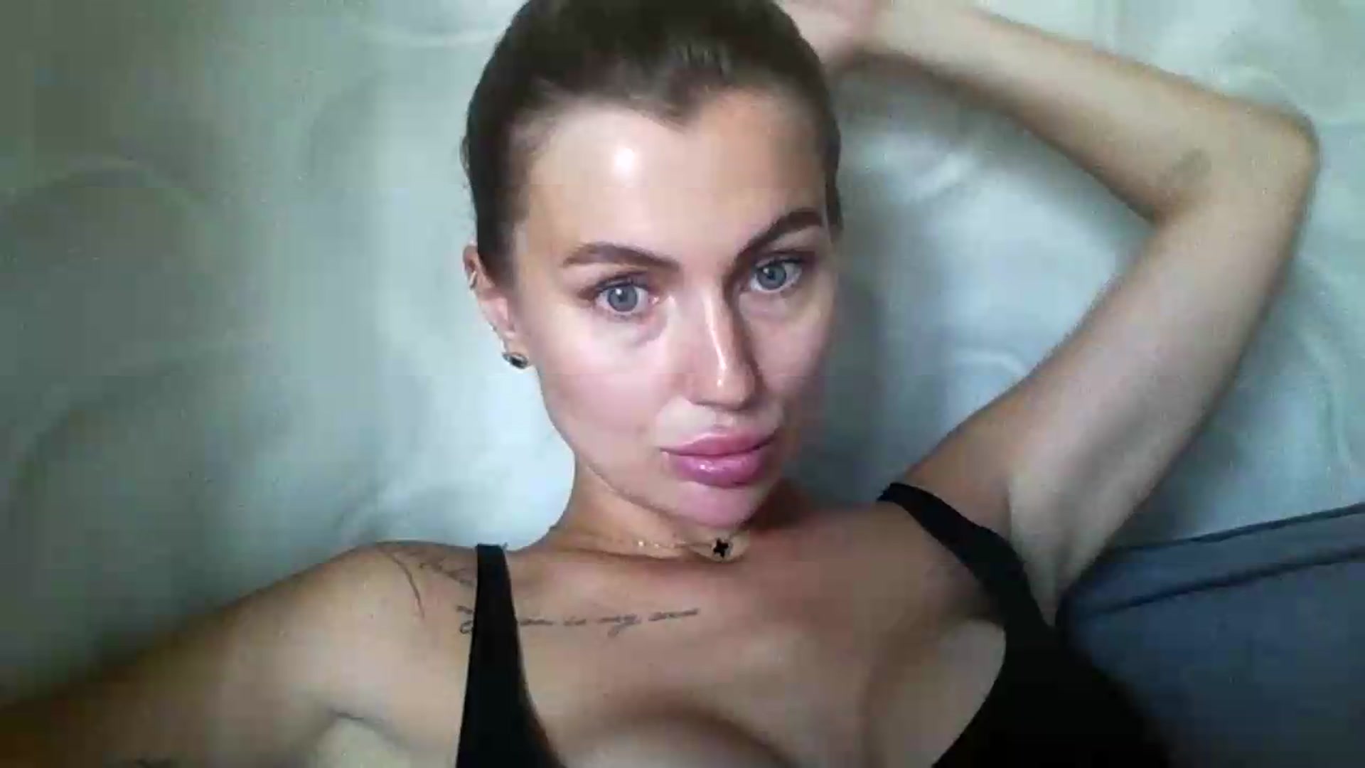Gallery image thumbnail from SofiaSimons's myfreecams stream on, 07/24/2026, 09:19 image 16 of 20