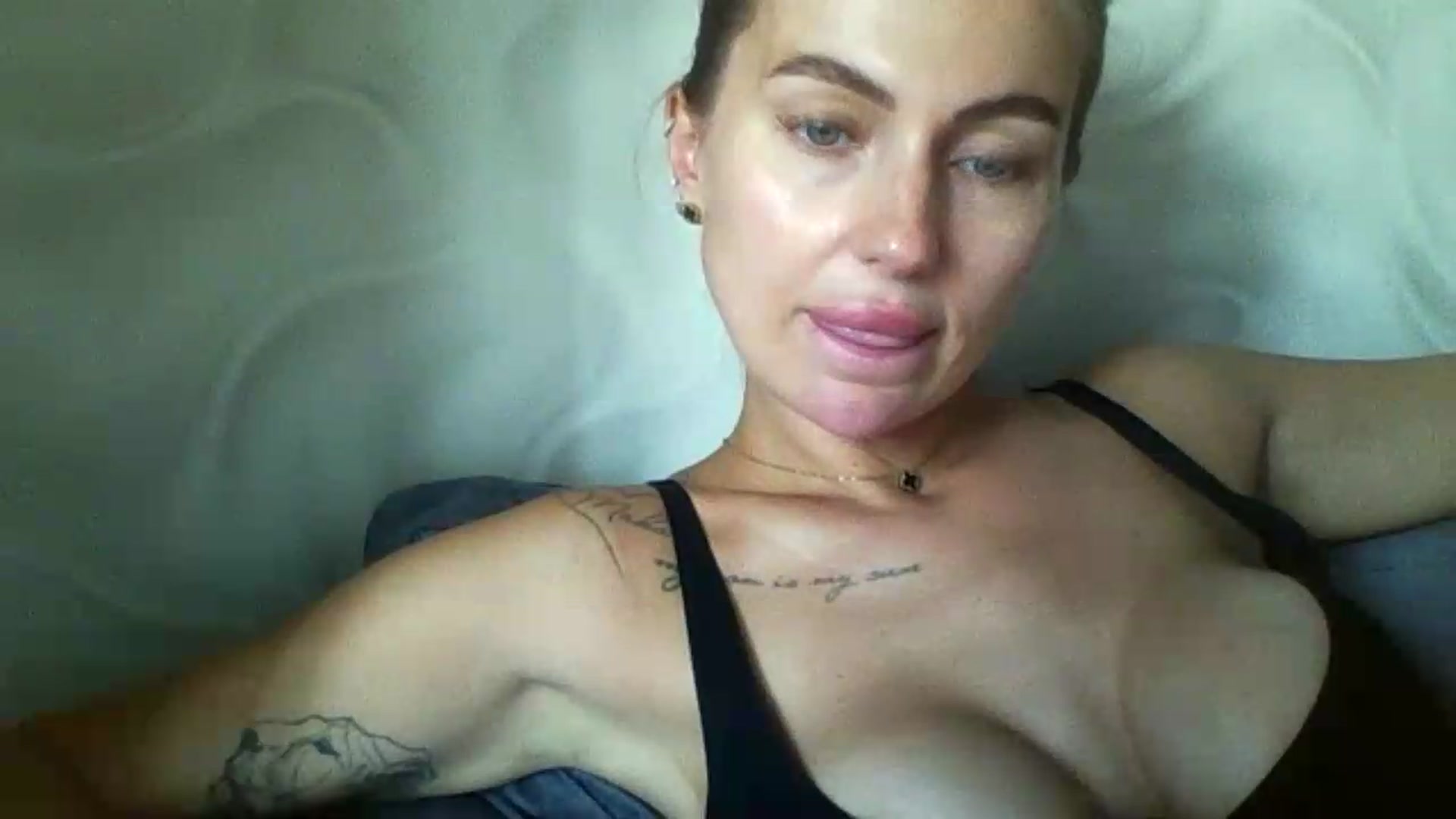 Gallery image thumbnail from SofiaSimons's myfreecams stream on, 07/24/2026, 09:51 image 8 of 20