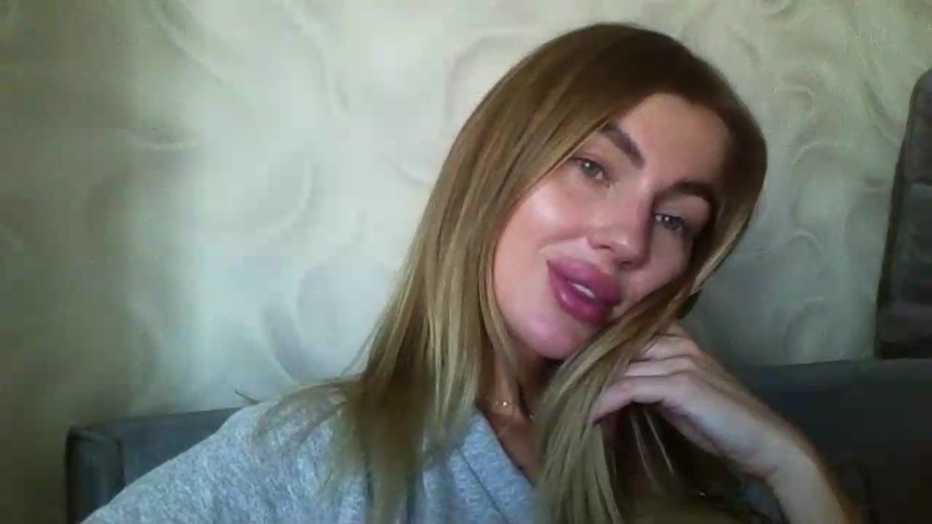 Gallery image thumbnail from SofiaSimons's myfreecams stream on, 07/28/2026, 07:24 image 17 of 20