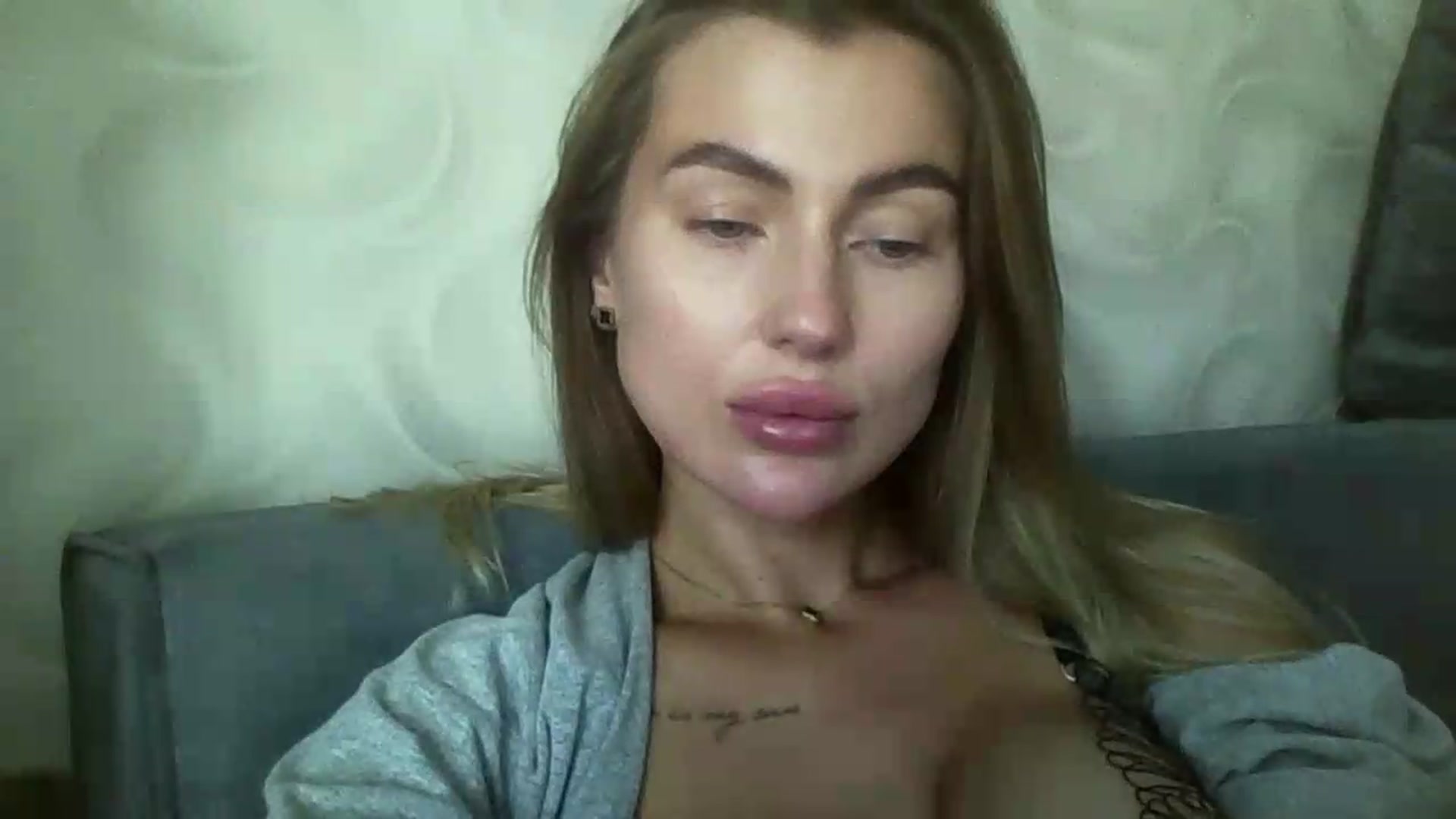 Gallery image thumbnail from SofiaSimons's myfreecams stream on, 07/28/2026, 09:33 image 14 of 20
