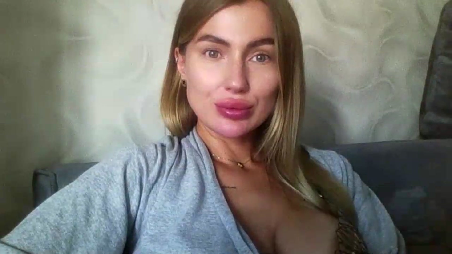 Gallery image thumbnail from SofiaSimons's myfreecams stream on, 07/28/2026, 09:33 image 3 of 20