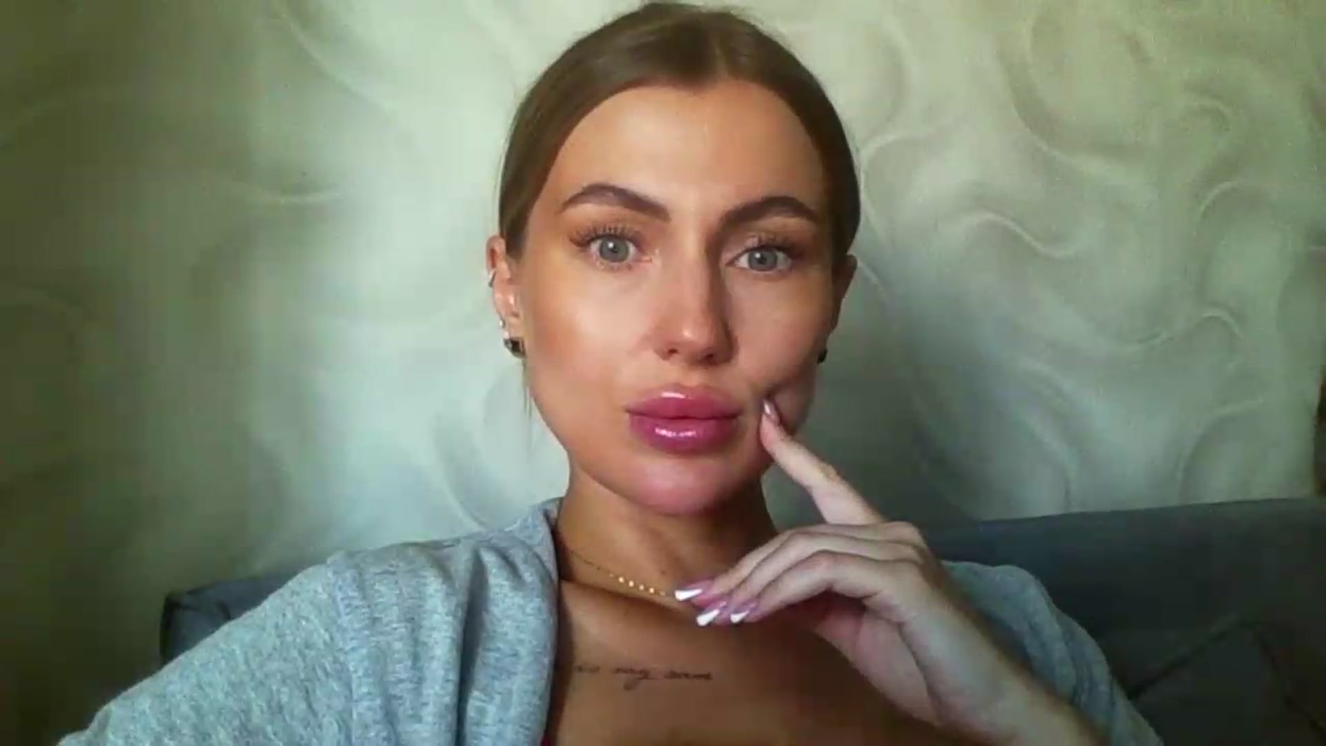 Gallery image thumbnail from SofiaSimons's myfreecams stream on, 07/29/2026, 08:50 image 12 of 20