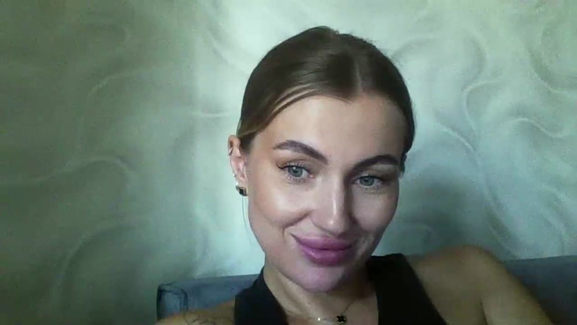 Gallery image thumbnail from SofiaSimons's myfreecams stream on, 07/29/2026, 10:59 image 12 of 20