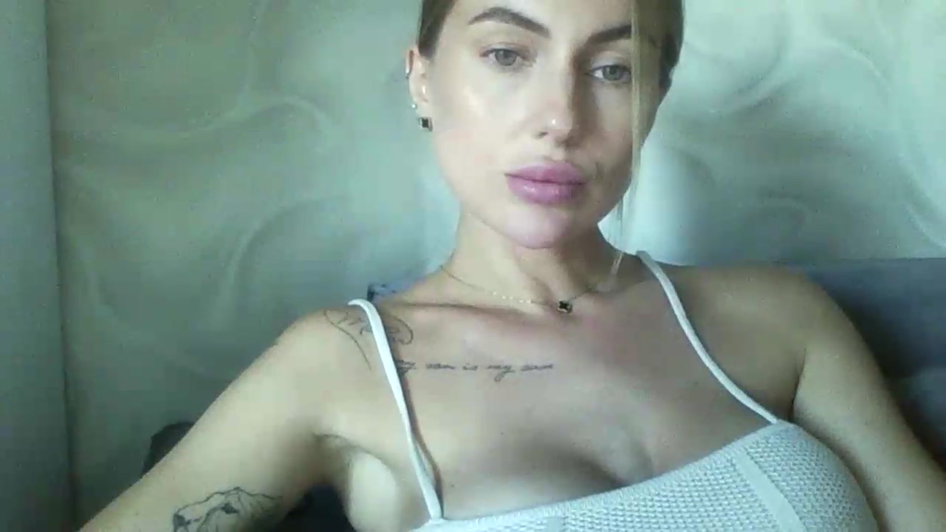 Gallery image thumbnail from SofiaSimons's myfreecams stream on, 07/31/2026, 09:03 image 13 of 20