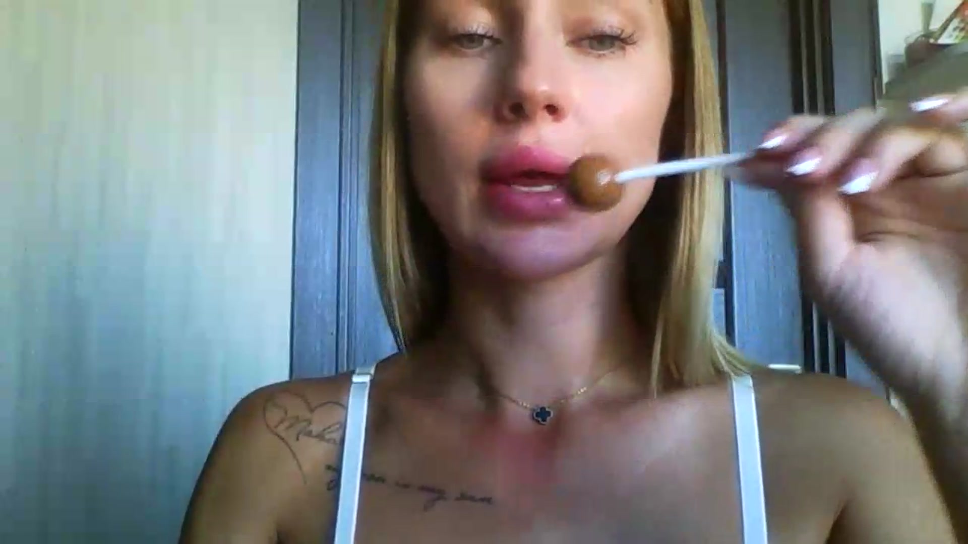 Gallery image thumbnail from SofiaSimons's myfreecams stream on, 08/03/2026, 08:01 image 18 of 20