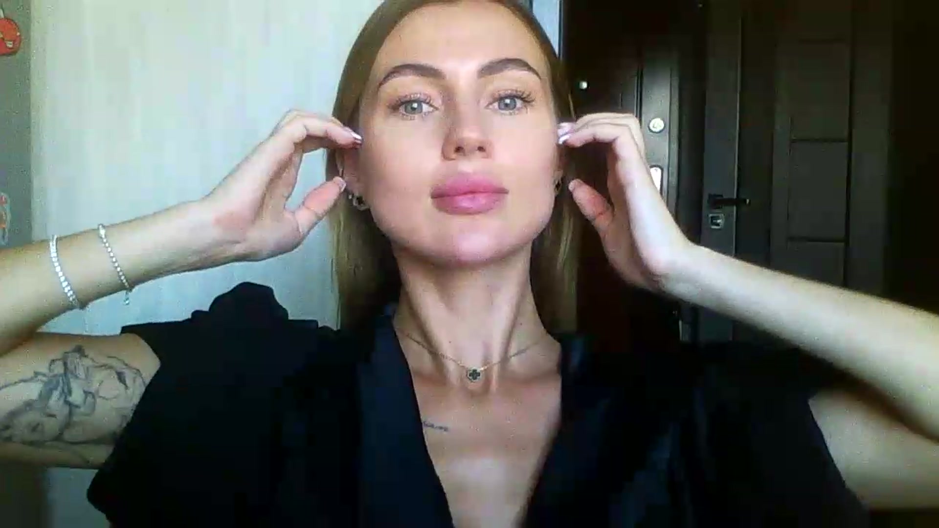 Gallery image thumbnail from SofiaSimons's myfreecams stream on, 08/03/2026, 10:18 image 15 of 20