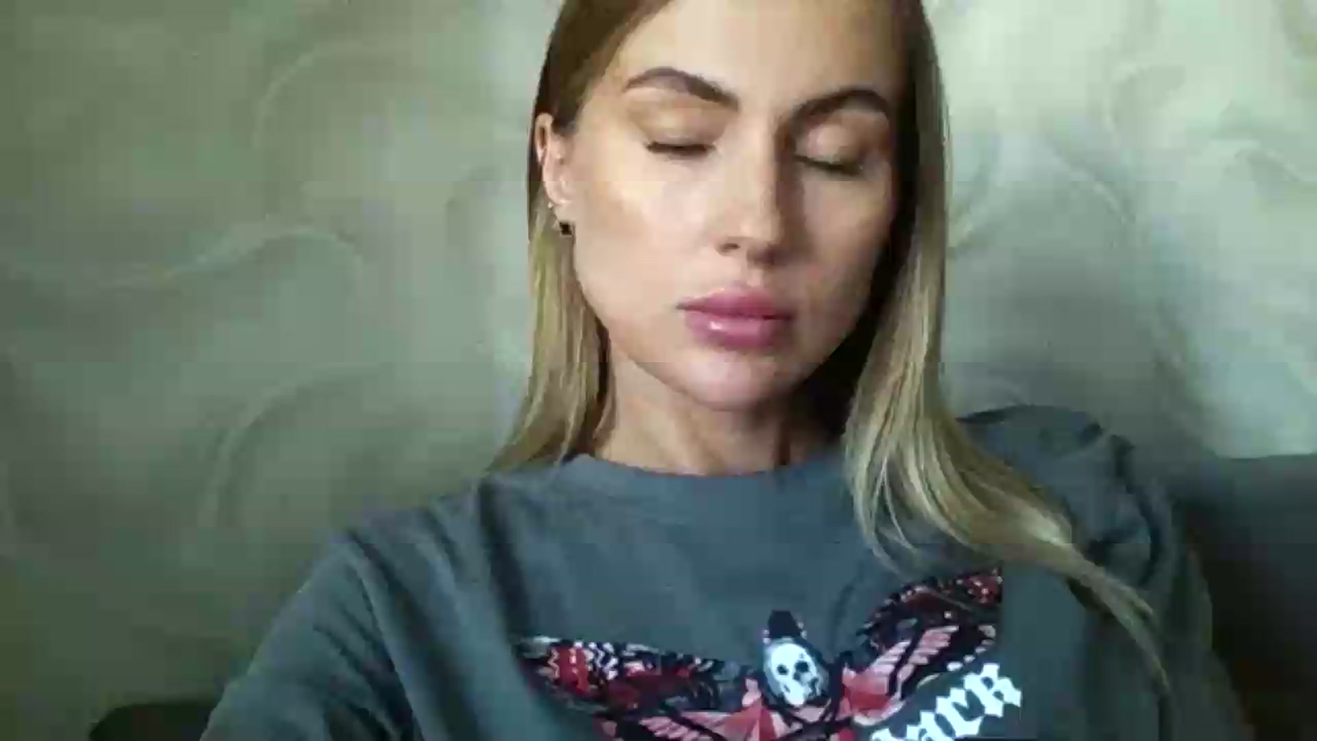 Gallery image thumbnail from SofiaSimons's myfreecams stream on, 08/04/2026, 07:30 image 1 of 20