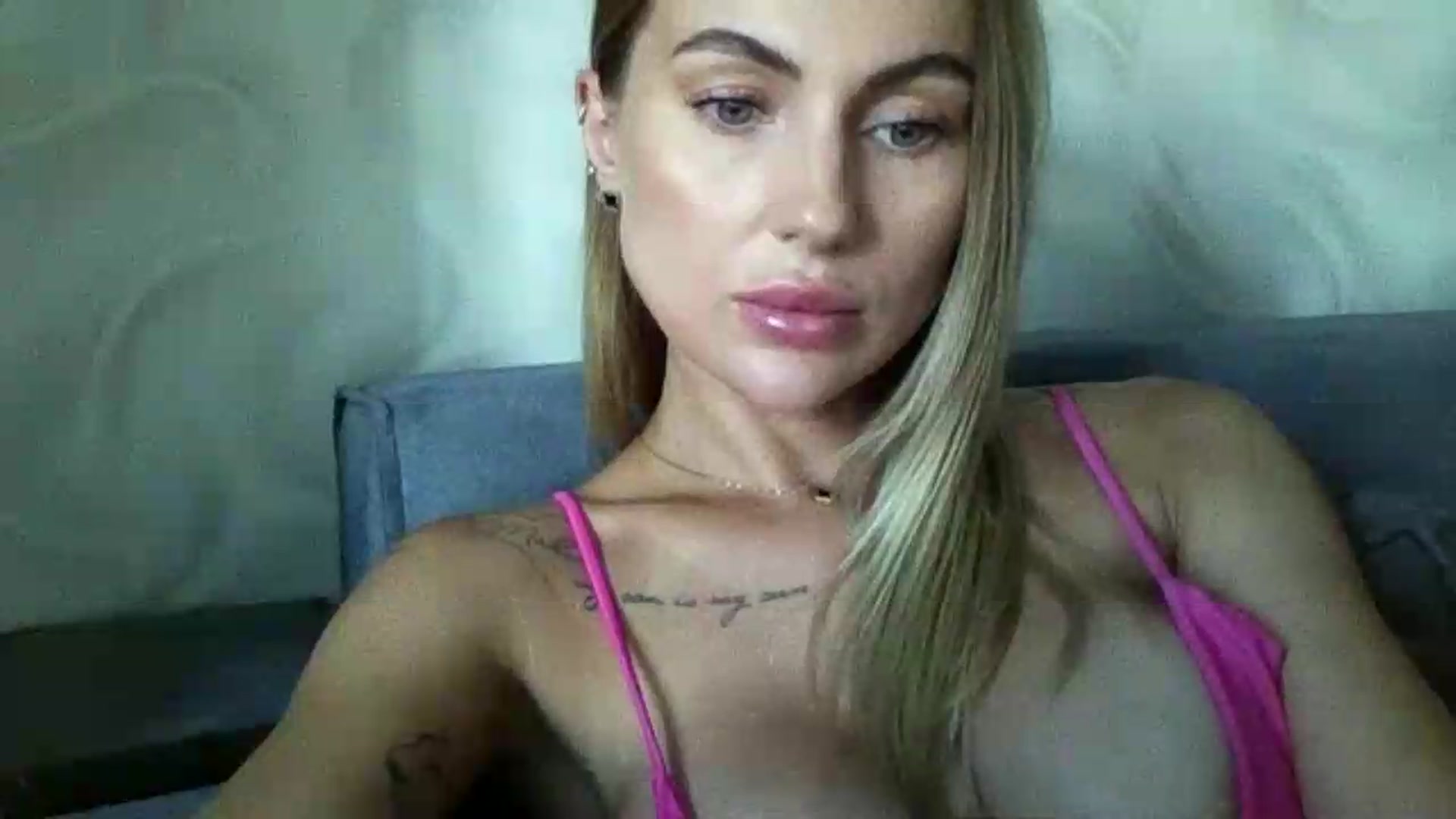 Gallery image thumbnail from SofiaSimons's myfreecams stream on, 08/04/2026, 08:42 image 6 of 20