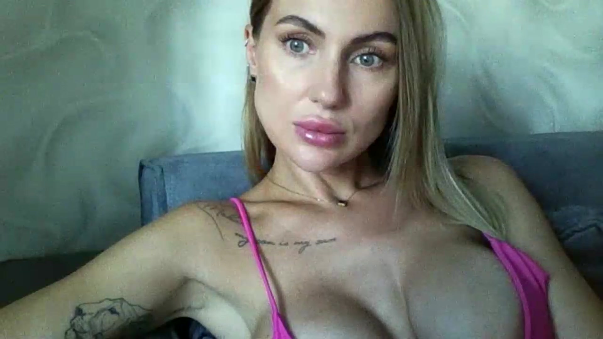 Gallery image thumbnail from SofiaSimons's myfreecams stream on, 08/04/2026, 08:42 image 5 of 20