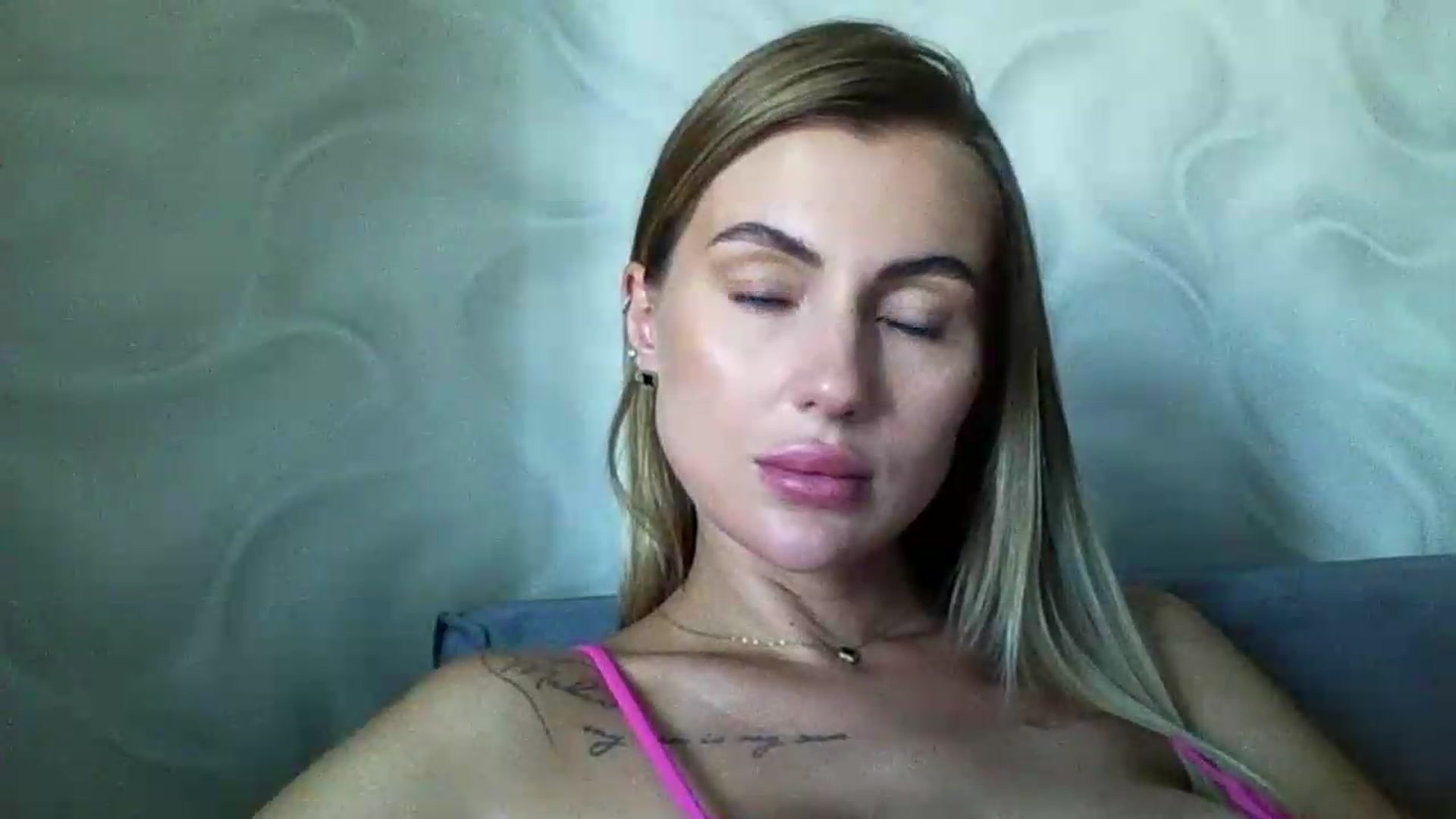Gallery image thumbnail from SofiaSimons's myfreecams stream on, 08/04/2026, 09:51 image 19 of 20