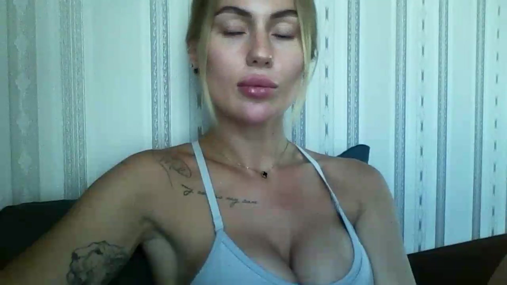 Gallery image thumbnail from SofiaSimons's myfreecams stream on, 08/05/2026, 14:14 image 11 of 20