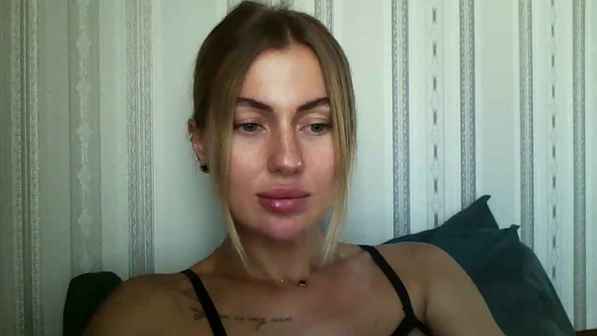 Gallery image thumbnail from SofiaSimons's myfreecams stream on, 08/05/2026, 15:01 image 13 of 20