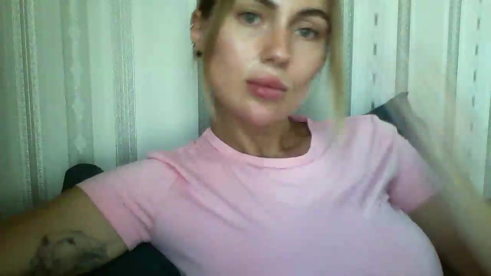 Gallery image thumbnail from SofiaSimons's myfreecams stream on, 08/05/2026, 15:32 image 11 of 20