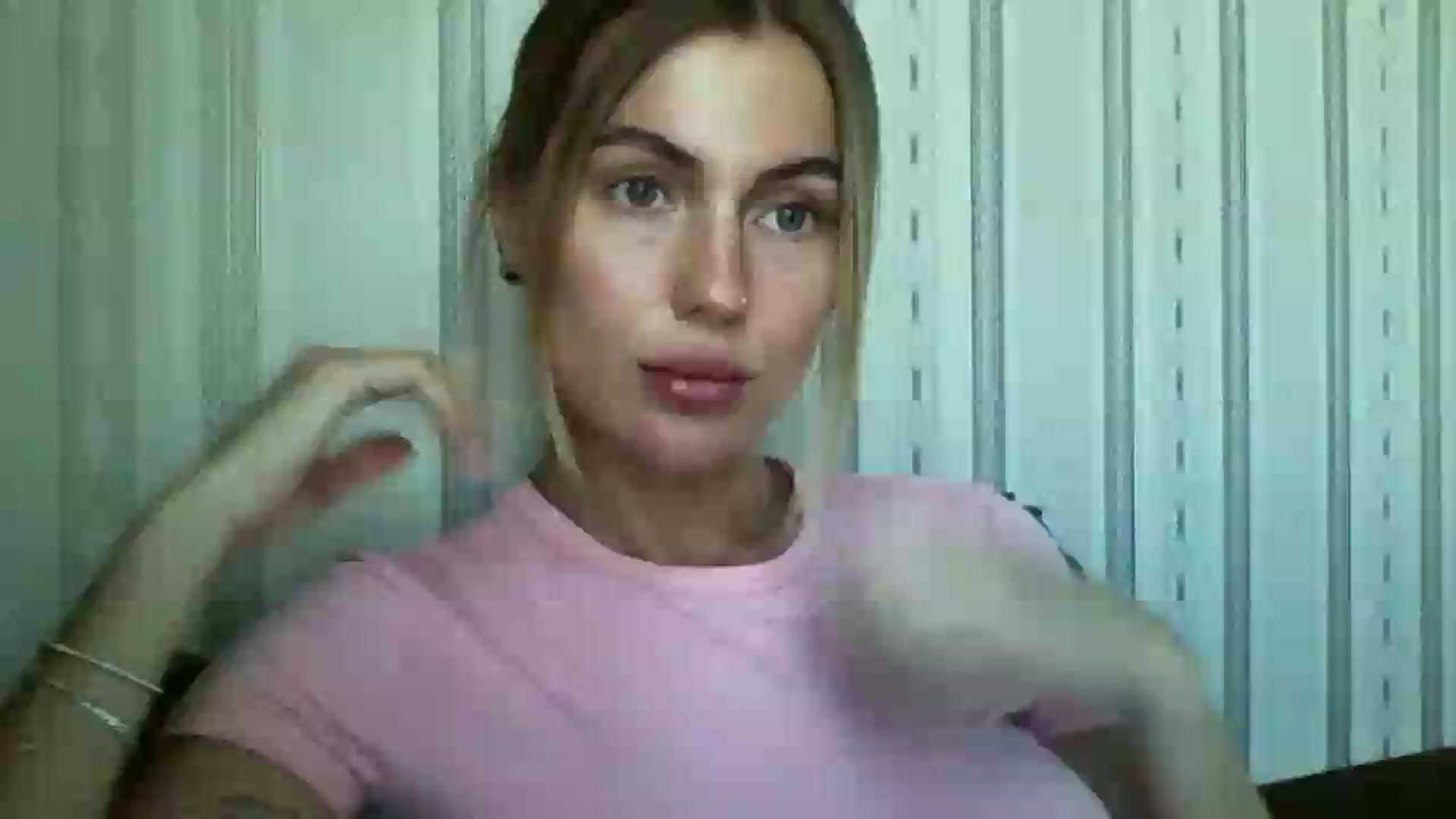 Gallery image thumbnail from SofiaSimons's myfreecams stream on, 08/05/2026, 15:32 image 1 of 20