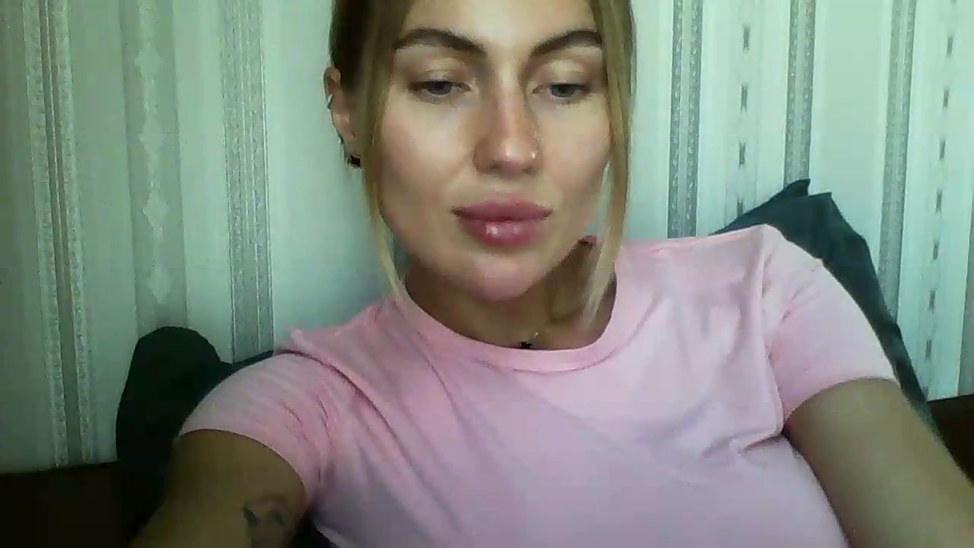 Gallery image thumbnail from SofiaSimons's myfreecams stream on, 08/05/2026, 15:32 image 17 of 20