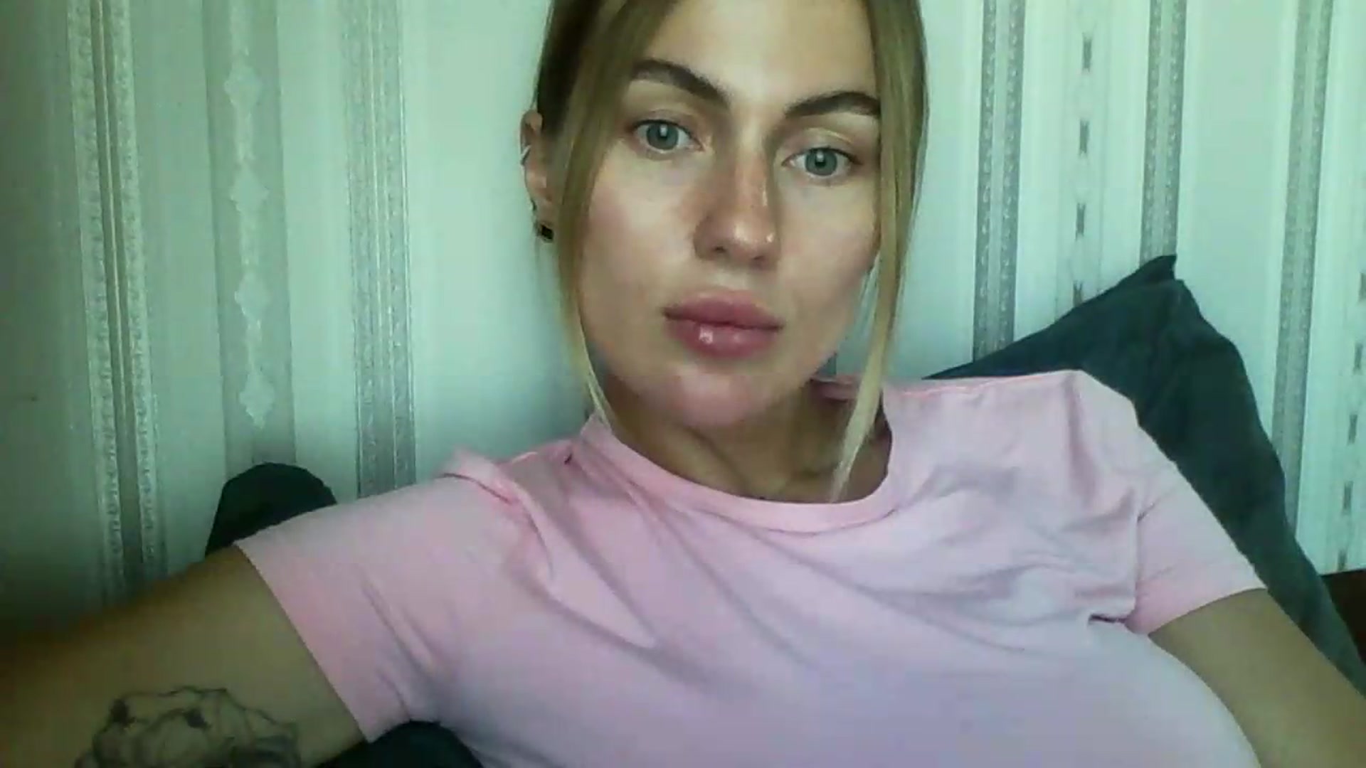 Gallery image thumbnail from SofiaSimons's myfreecams stream on, 08/05/2026, 15:50 image 8 of 20