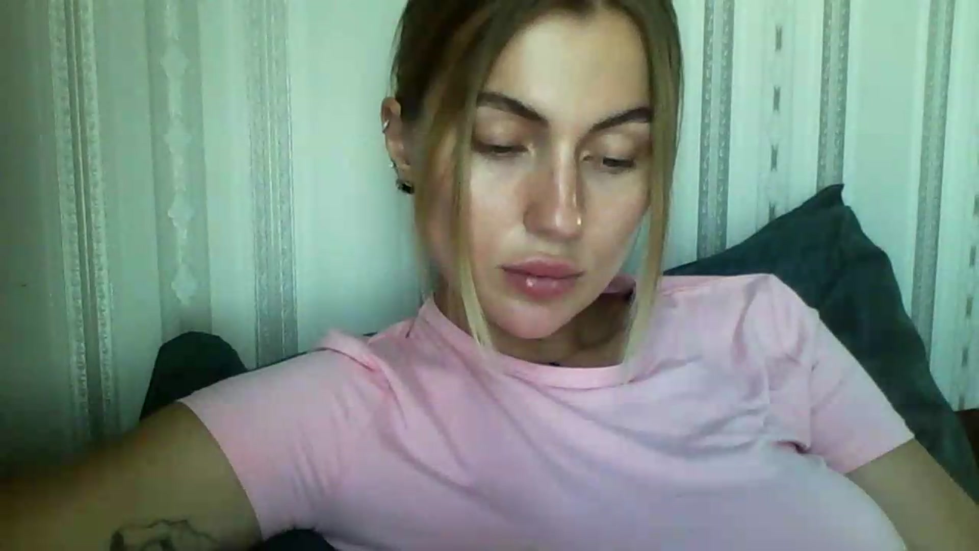 Gallery image thumbnail from SofiaSimons's myfreecams stream on, 08/05/2026, 15:50 image 18 of 20