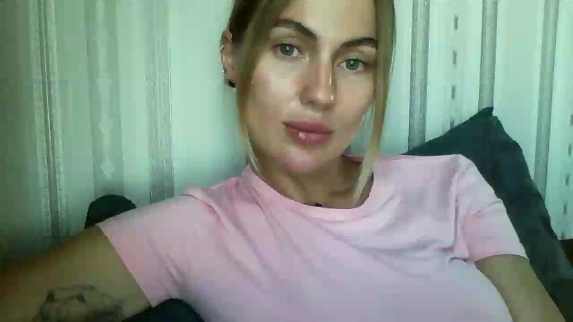 Gallery image thumbnail from SofiaSimons's myfreecams stream on, 08/05/2026, 15:50 image 5 of 20