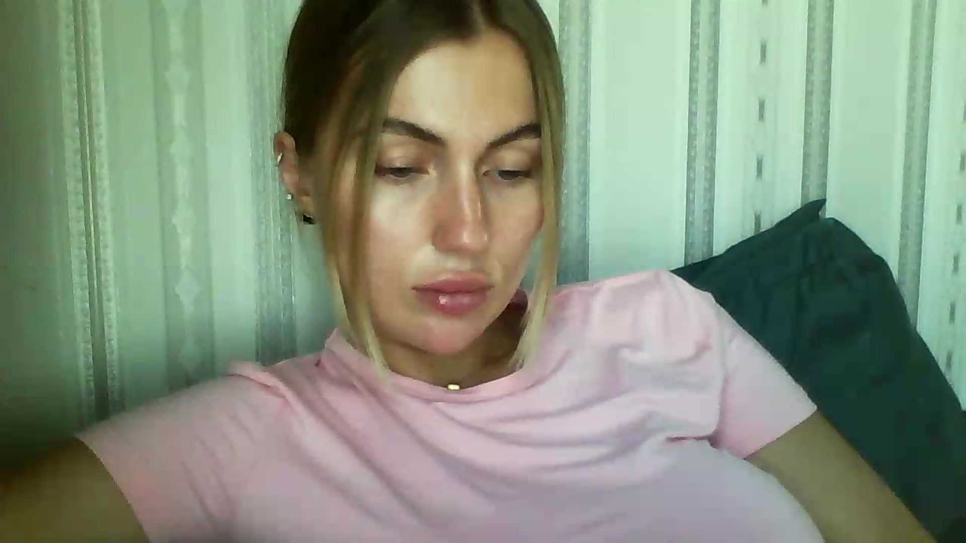 Gallery image thumbnail from SofiaSimons's myfreecams stream on, 08/05/2026, 16:13 image 14 of 20